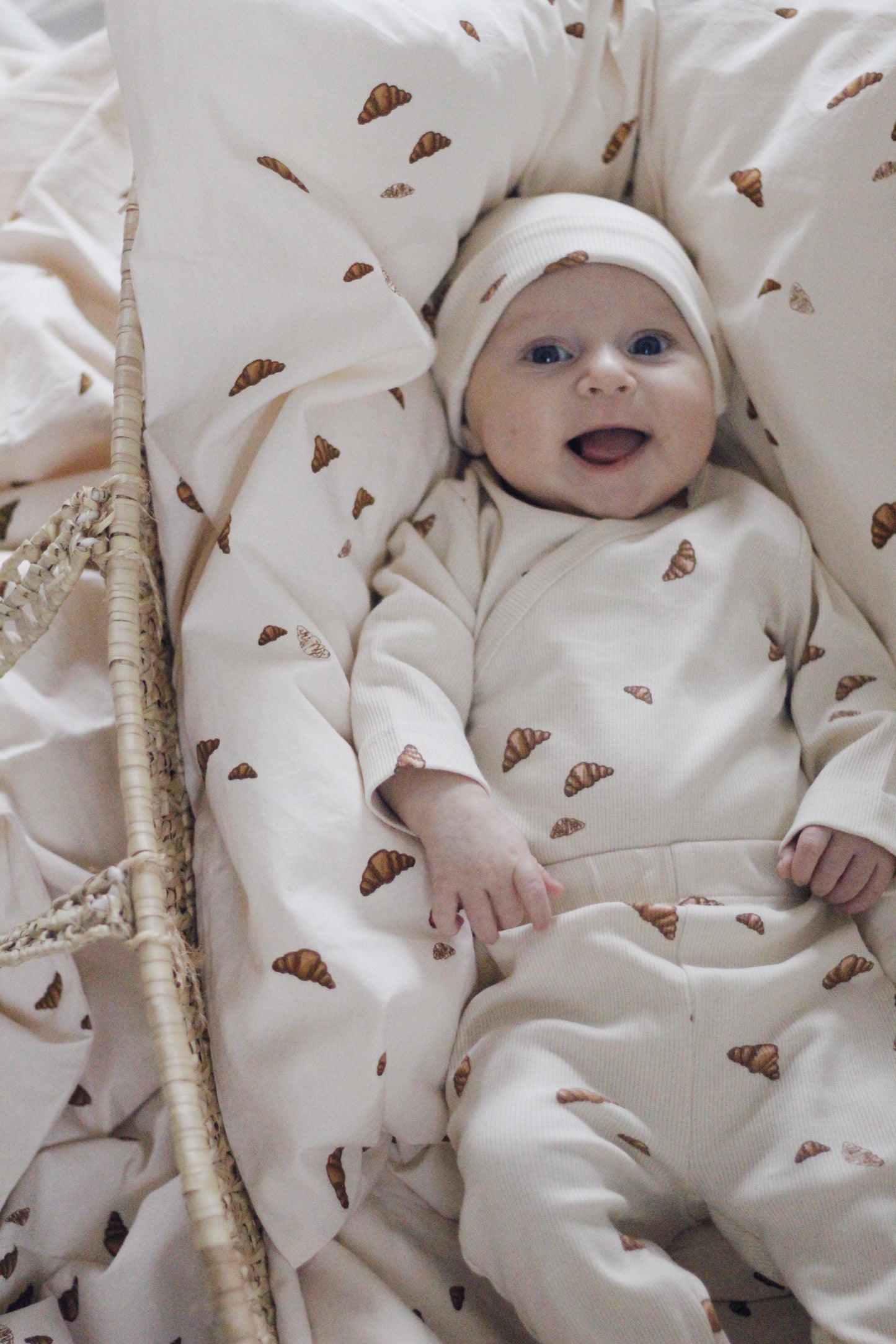TOULON newborn pants w. feet