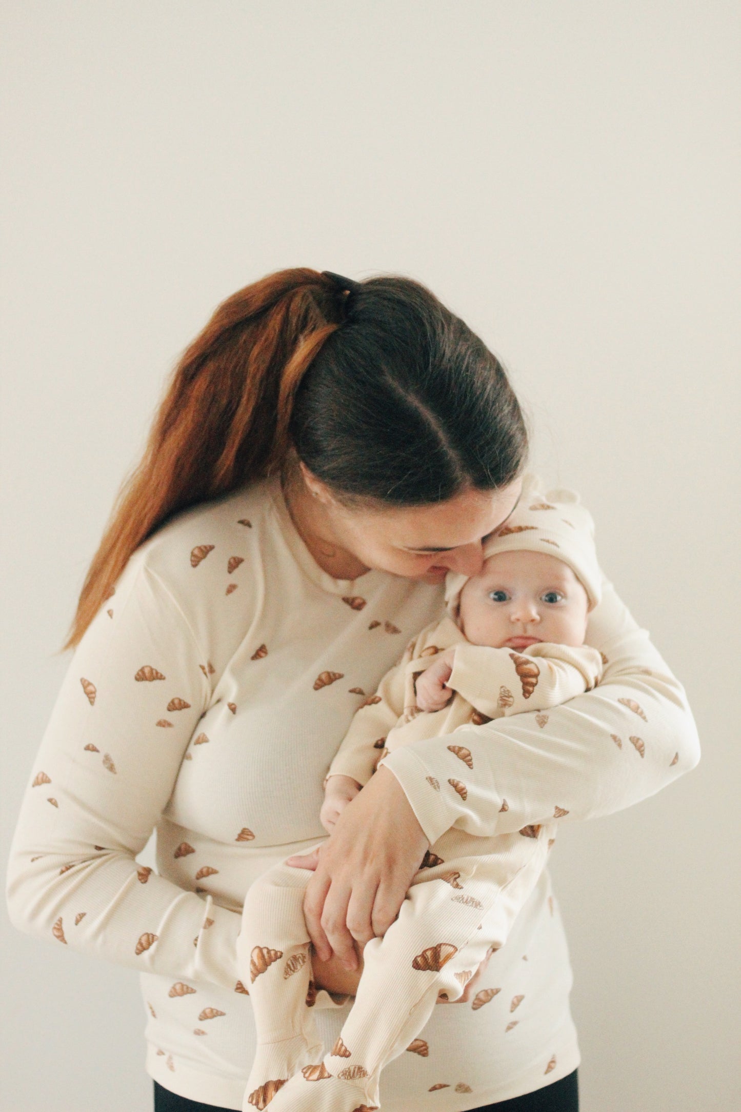 TOULON newborn cross-over bodysuit