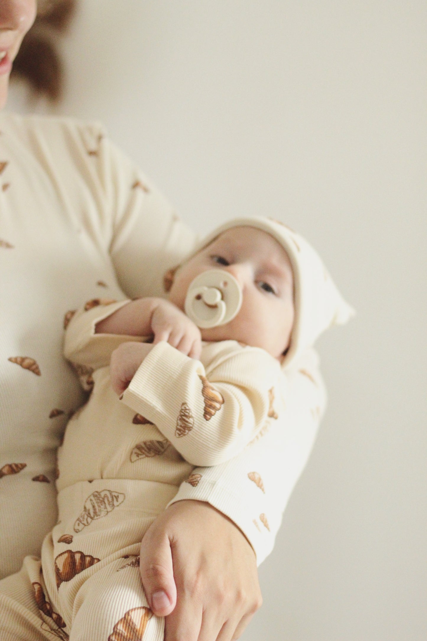 TOULON newborn cross-over jumpsuit